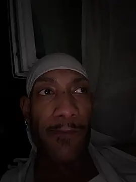 Snapshot of esteraulxxx chatting on February 23, 2:09 am esteraulxxx online show from February 23, 2:09 am