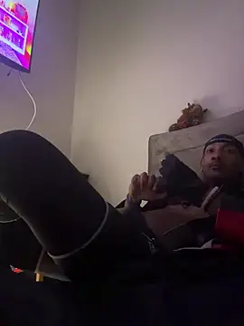 Snapshot of esteraulxxx chatting on March 15, 9:26 am esteraulxxx online show from March 15, 9:26 am