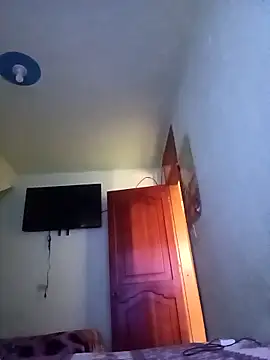 alexmoragomez online show from April 21, 2:12 pm