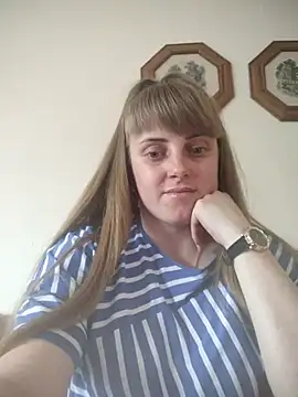 CoddessCrystal online show from June 6, 2:22 pm