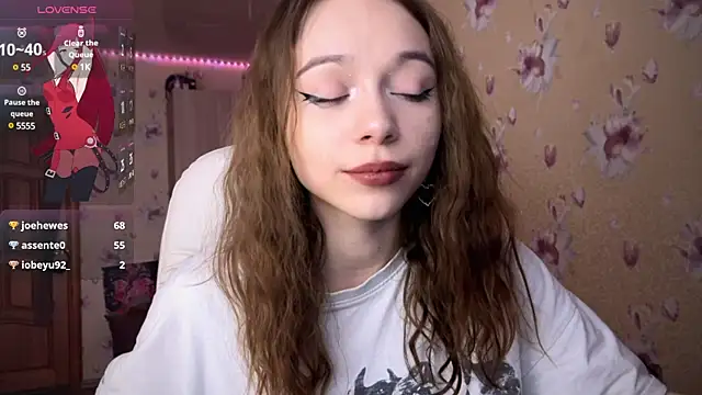 Snapshot of _SofiaBrown chatting on March 18, 8:59 pm SofiaBrown online show from March 18, 8:59 pm