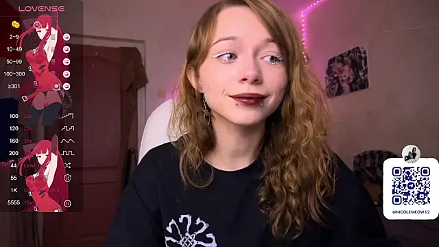 Snapshot of _SofiaBrown chatting on September 12, 4:07 pm SofiaBrown online show from September 12, 4:07 pm