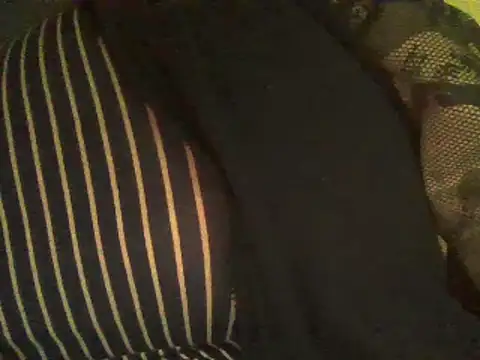 Snapshot of RoxiRedXXX chatting on December 10, 1:22 am RoxiRedXXX online show from December 10, 1:22 am