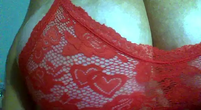 Snapshot of RoxiRedXXX chatting on September 24, 8:56 pm RoxiRedXXX online show from September 24, 8:56 pm