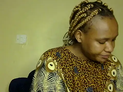Snapshot of Jay_Vee chatting on July 4, 10:32 am Jay Vee online show from July 4, 10:32 am