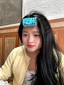 Snapshot of Anges893 chatting on October 19, 2:56 am Anges893 online show from October 19, 2:56 am