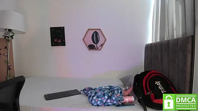 Snapshot of aleja_rythm chatting on October 24, 6:48 pm aleja rythm online show from October 24, 6:48 pm