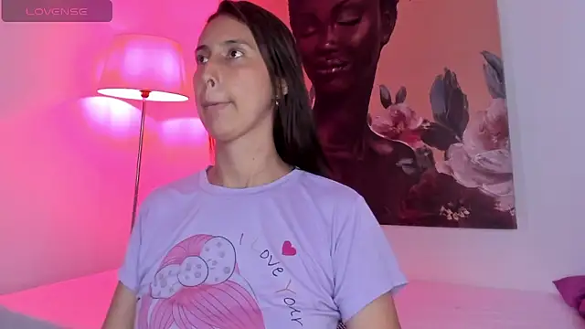 Snapshot of aleja_rythm chatting on December 1, 6:46 pm aleja rythm online show from December 1, 6:46 pm