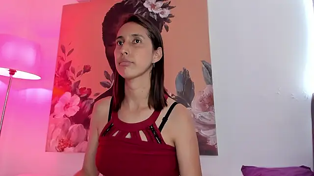 Snapshot of aleja_rythm chatting on December 4, 7:33 pm aleja rythm online show from December 4, 7:33 pm