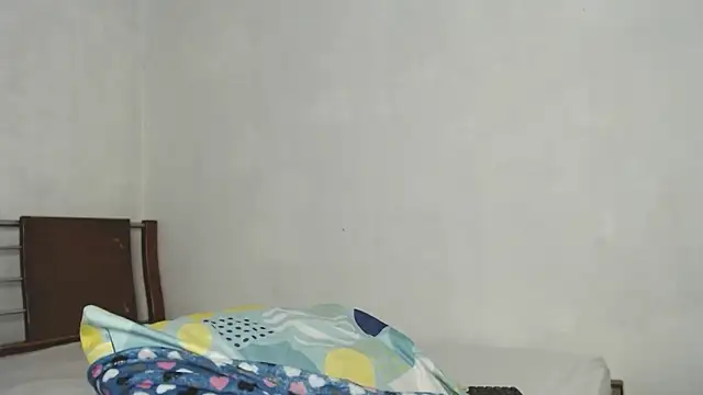 Snapshot of aleja_rythm chatting on May 12, 6:49 pm aleja rythm online show from May 12, 6:49 pm