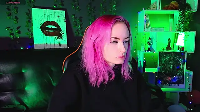 Snapshot of _HelenCarter chatting on February 8, 8:53 pm HelenCarter online show from February 8, 8:53 pm