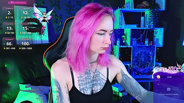 Snapshot of _HelenCarter chatting on February 9, 10:11 pm HelenCarter online show from February 9, 10:11 pm