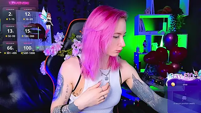 Snapshot of _HelenCarter chatting on February 15, 8:43 pm HelenCarter online show from February 15, 8:43 pm