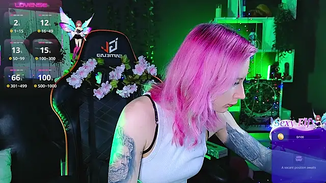 Snapshot of _HelenCarter chatting on February 23, 8:55 pm HelenCarter online show from February 23, 8:55 pm