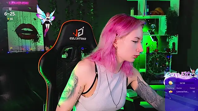 Snapshot of _HelenCarter chatting on February 27, 8:53 pm HelenCarter online show from February 27, 8:53 pm