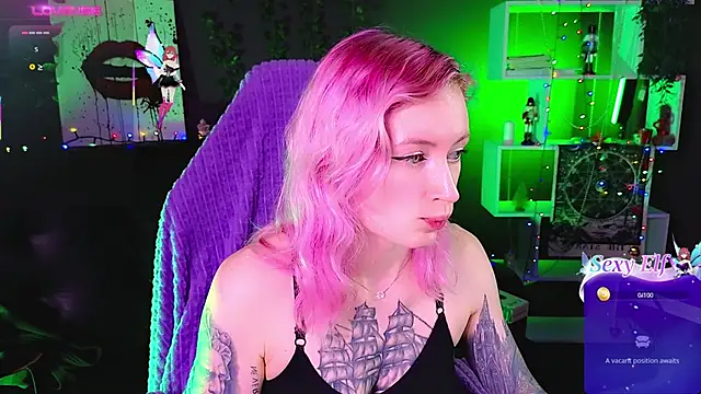 Snapshot of _HelenCarter chatting on March 14, 8:49 pm HelenCarter online show from March 14, 8:49 pm