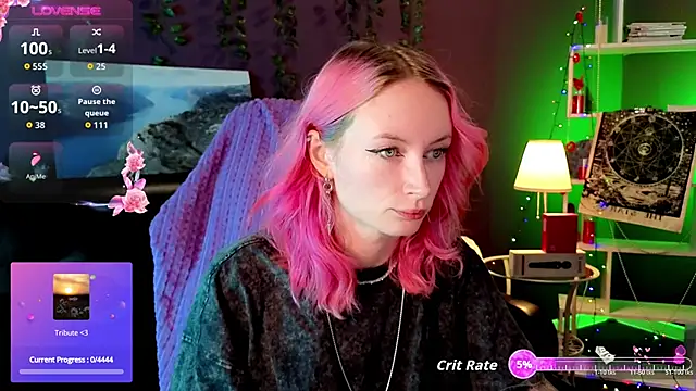 Snapshot of _HelenCarter chatting on November 22, 8:41 pm HelenCarter online show from November 22, 8:41 pm