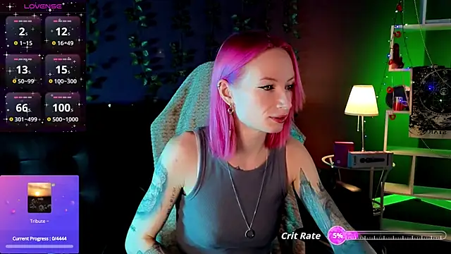 Snapshot of _HelenCarter chatting on January 12, 8:25 pm HelenCarter online show from January 12, 8:25 pm