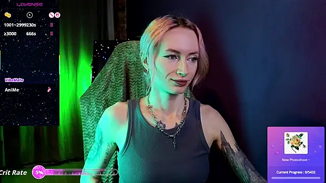 Snapshot of _HelenCarter chatting on May 17, 8:38 pm HelenCarter online show from May 17, 8:38 pm