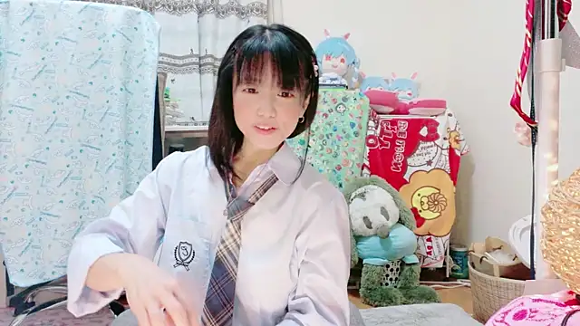 renapiyon8182 online show from March 6, 7:32 pm