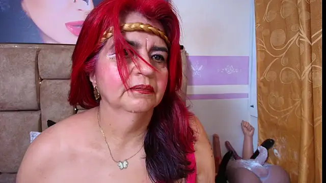 Snapshot of RoxetteMature chatting on May 16, 12:26 pm RoxetteMature online show from May 16, 12:26 pm