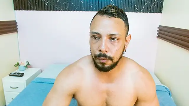 Thiago Summers online show from April 6, 2:07 pm