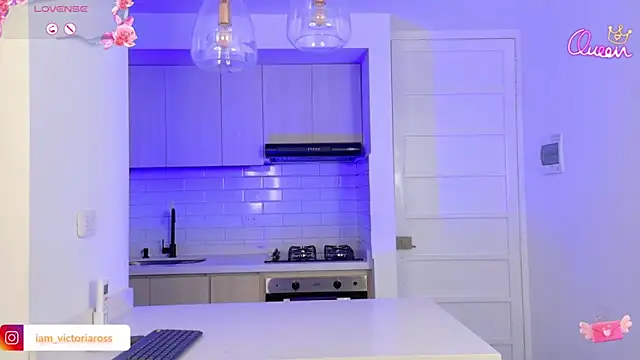 VictoriaRoss1 online show from February 8, 1:53 am