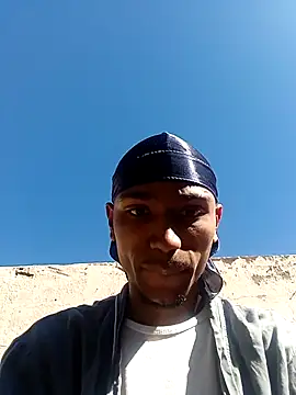 slimmydaddy69 online show from May 3, 7:47 am
