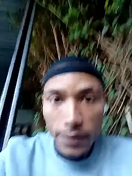 slimmydaddy69 online show from May 4, 4:52 am