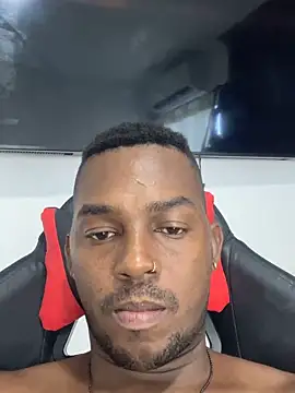 Snapshot of Destrozador415 chatting on March 31, 9:26 pm Destrozador415 online show from March 31, 9:26 pm