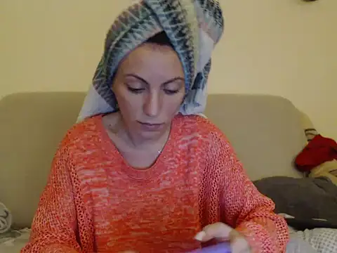 Emmatoo online show from February 22, 7:56 pm