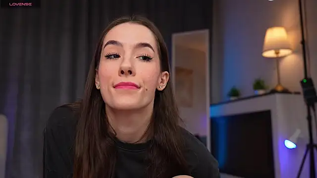 Amely Young online show from April 18, 1:53 am