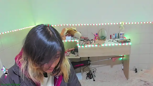 Snapshot of linnie_ chatting on September 18, 6:54 pm linnie  online show from September 18, 6:54 pm