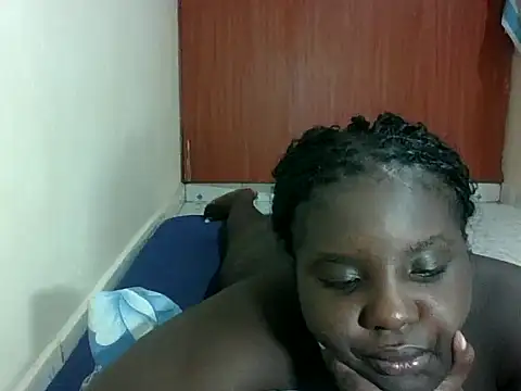 hotebbbyy online show from March 2, 7:32 pm