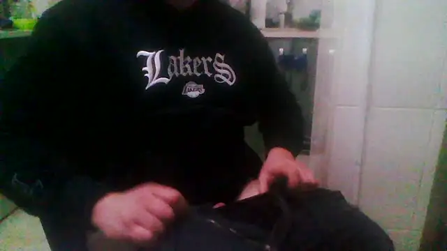 Snapshot of lobito1997 chatting on April 2, 1:14 am lobito1997 online show from April 2, 1:14 am