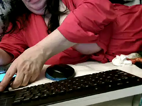 Snapshot of WHITEDAROSE chatting on January 20, 5:27 pm WHITEDAROSE online show from January 20, 5:27 pm