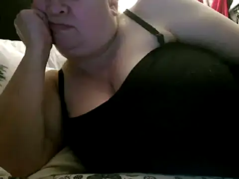 Snapshot of WHITEDAROSE chatting on March 5, 4:02 am WHITEDAROSE online show from March 5, 4:02 am