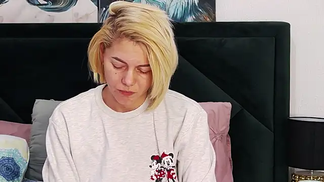 tanyagrey online show from February 25, 6:34 am