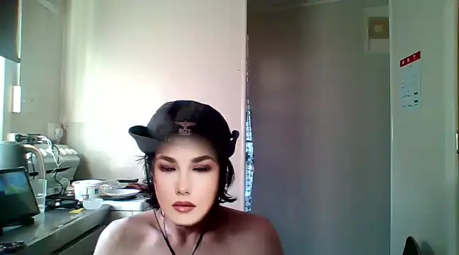 Ramenboi69 online show from December 10, 6:44 am