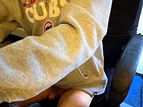 Migaruo online show from March 27, 8:08 pm