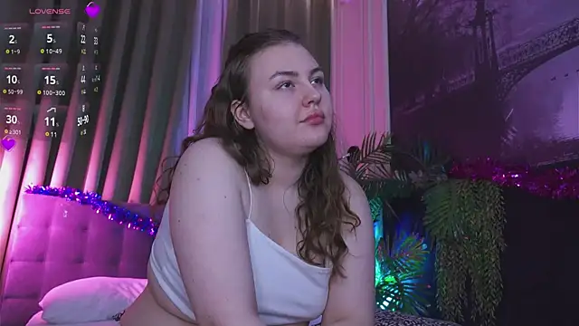 Mia  Peach online show from December 23, 4:44 am