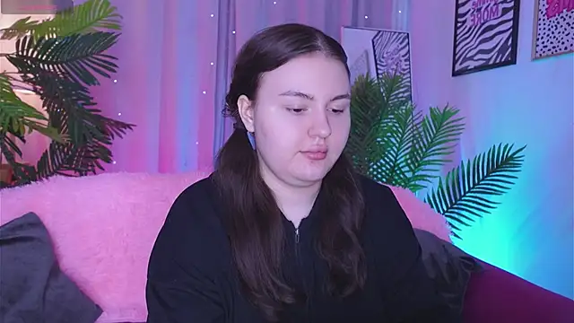 Mia  Peach online show from March 8, 10:34 pm