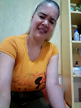 Snapshot of lamorbosa37 chatting on December 12, 1:06 pm lamorbosa37 online show from December 12, 1:06 pm