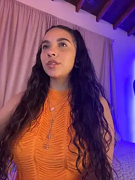 Snapshot of ThaliaRivera_ chatting on June 7, 5:44 am ThaliaRivera online show from June 7, 5:44 am