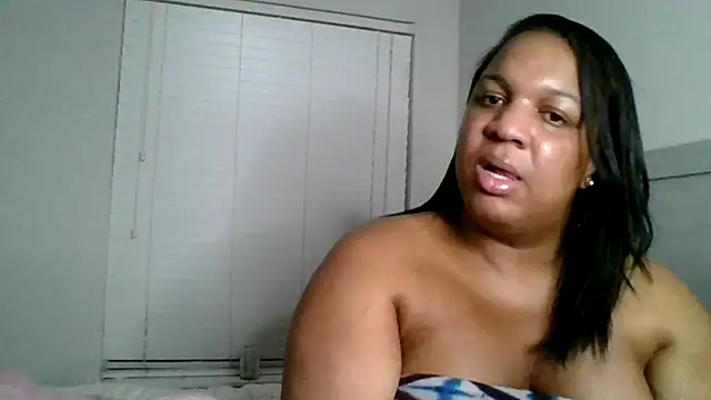 Badgirlbrittt online show from December 5, 1:58 am
