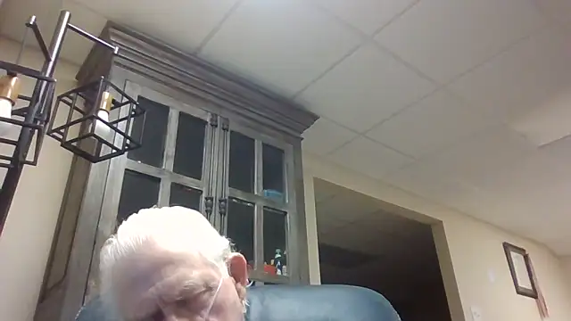 bootlegmanz online show from April 8, 7:47 pm