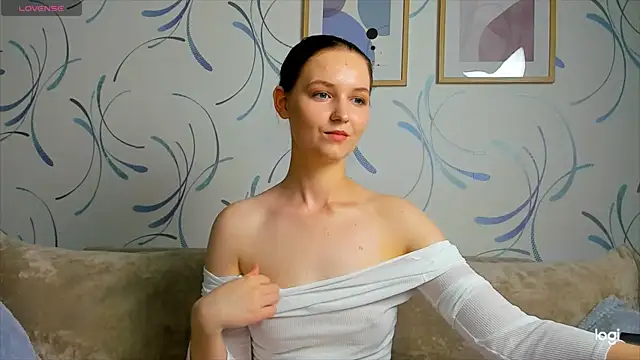 Snapshot of Agatha_weiss chatting on July 7, 7:29 pm Agatha weiss online show from July 7, 7:29 pm