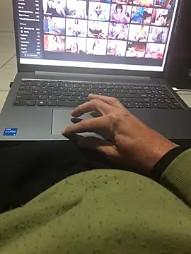 Snapshot of TheSouthernKing chatting on May 15, 9:55 pm TheSouthernKing online show from May 15, 9:55 pm