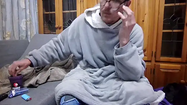Snapshot of TheSouthernKing chatting on May 25, 9:54 pm TheSouthernKing online show from May 25, 9:54 pm