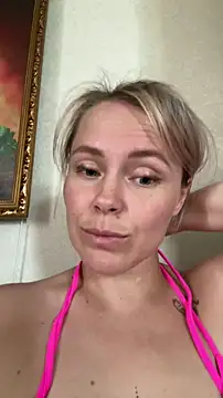 Snapshot of Charming_Daphny chatting on July 4, 9:37 am Charming Daphny online show from July 4, 9:37 am